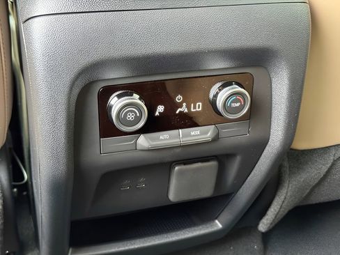 New 2026 Buick Enclave Preferred w/ Power Package FWD image 16