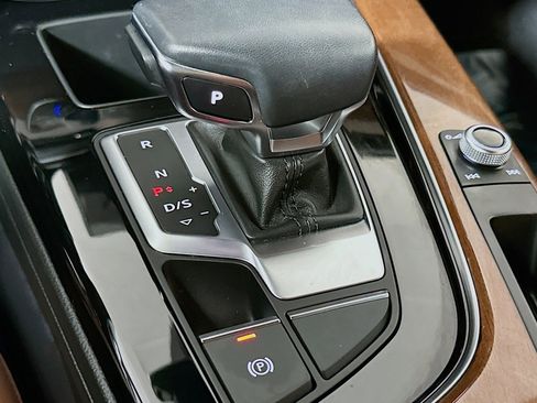 Used 2023 Audi A5 2.0T Premium w/ Convenience Package image 7