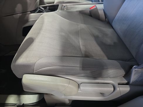 Used 2013 Honda CR-V LX image 28