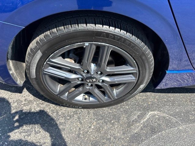 Used 2021 Kia Forte GT-Line w/ GT-Line Premium Package FWD image 28