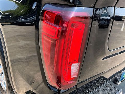 Certified 2021 GMC Sierra 1500 SLT RWD image 29