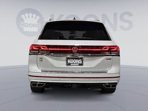 Used 2024 Volkswagen Atlas SEL Premium R-Line AWD/4WD image 5