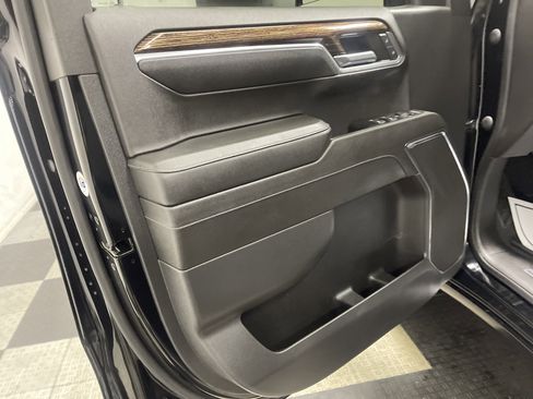 Used 2023 GMC Sierra 1500 Elevation image 10
