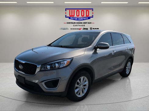 Used 2017 Kia Sorento L FWD image 7