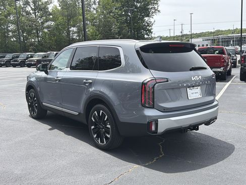 Used 2024 Kia Telluride SX FWD image 6