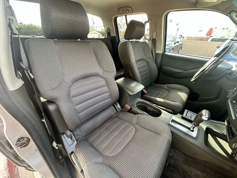 Used 2005 Nissan Frontier NISMO RWD image 26