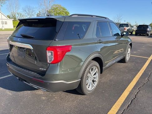 Certified 2023 Ford Explorer XLT w/ Equipment Group 202A AWD/4WD image 5