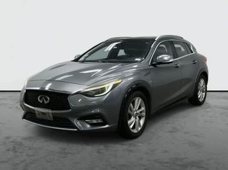 Used 2018 INFINITI QX30 Premium w/ Technology Package FWD video 1