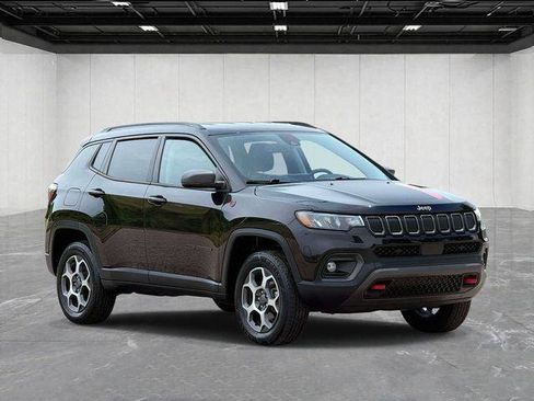 Certified 2022 Jeep Compass Trailhawk w/ Trailhawk Convenience Group AWD/4WD image 7