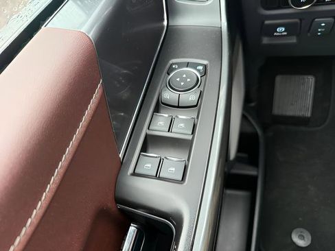 Used 2023 Ford F150 Lariat w/ Equipment Group 502A High image 30