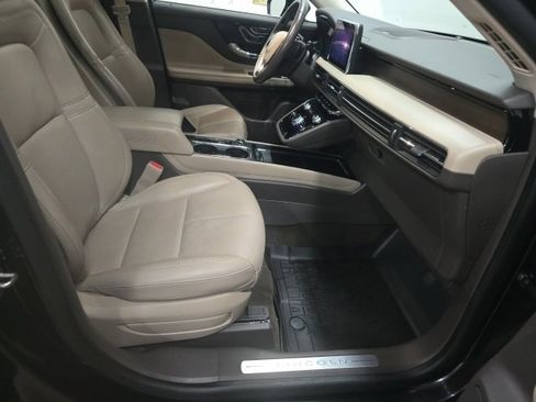 Used 2021 Lincoln Corsair Reserve w/ Equipment Group 201A image 3