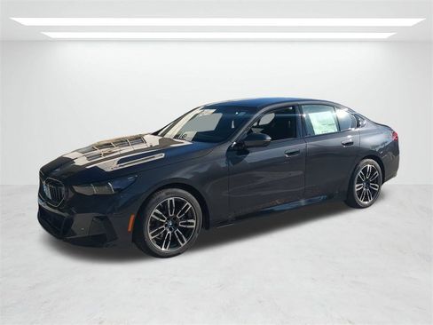 New 2026 BMW 530i 530i w/ M Sport Package image 8