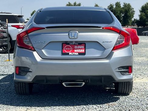 Used 2019 Honda Civic Sport image 8