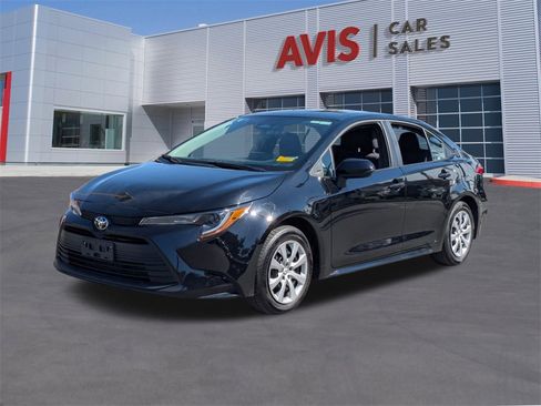 Used 2025 Toyota Corolla LE image 1