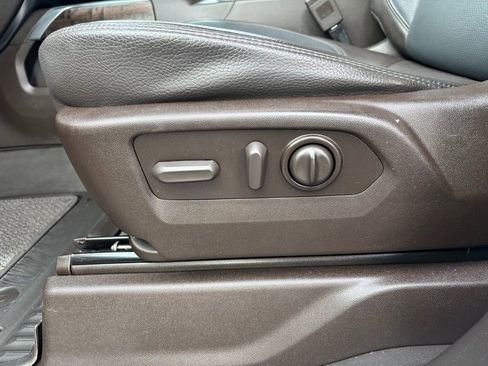 Used 2021 GMC Sierra 1500 Denali w/ Driver Alert Package II image 17