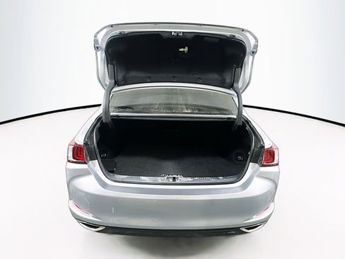 Used 2025 Lexus ES 350 image 29