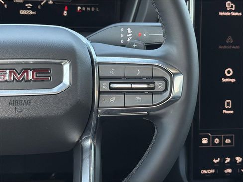Used 2025 GMC Terrain Elevation image 9