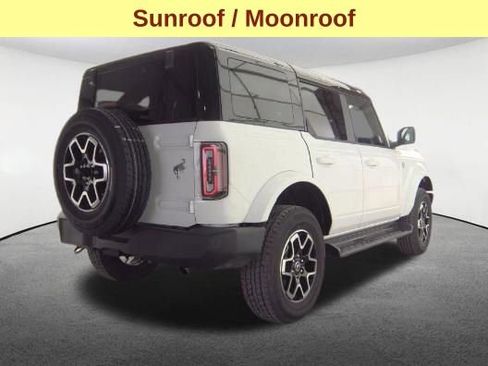 Used 2025 Ford Bronco Outer Banks image 5