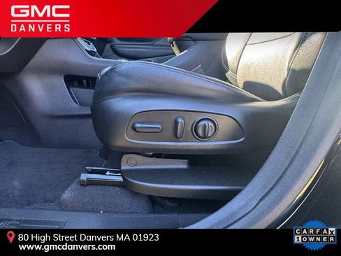 Used 2022 GMC Terrain SLT image 9