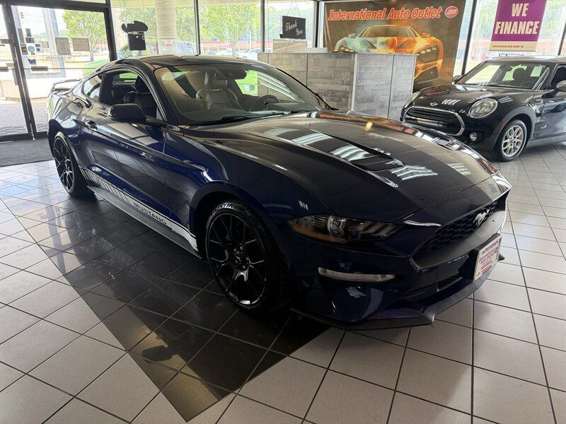 Used 2018 Ford Mustang Premium w/ Ecoboost Performance Package RWD image 4