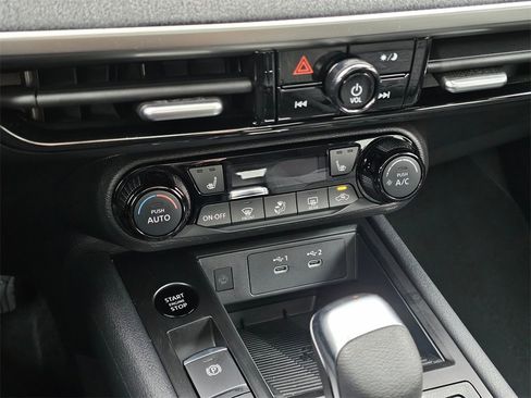 New 2026 Nissan Kicks SV image 17