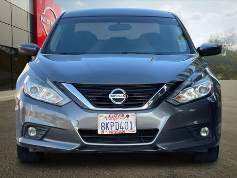 Used 2017 Nissan Altima 2.5 SV image 11