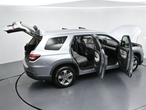 Used 2024 Honda Pilot EX-L image 46