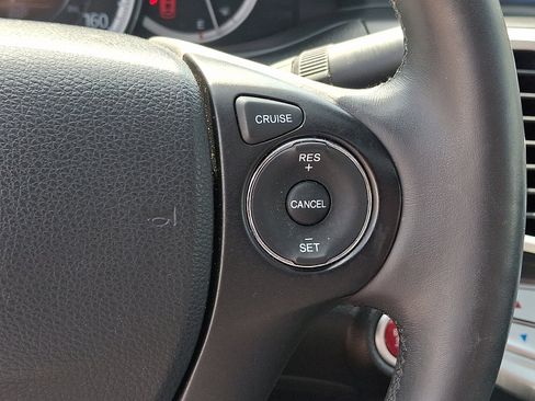 Used 2015 Honda Accord EX-L image 24