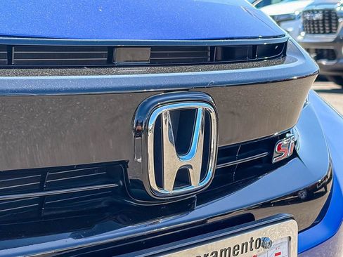 Used 2018 Honda Civic Si image 12