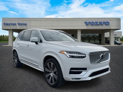 New 2025 Volvo XC90 B6 Ultra w/ Lounge Package