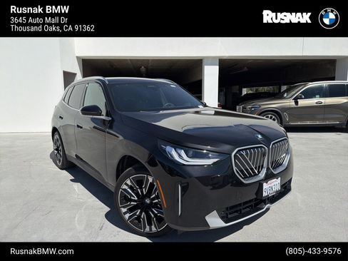 Used 2025 BMW X3 xDrive30i w/ Premium Package image 1