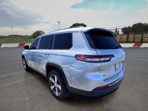 Used 2021 Jeep Grand Cherokee L Limited RWD image 4