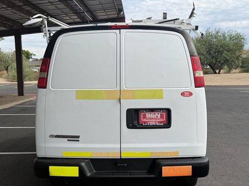 Used 2014 Chevrolet Express 2500 RWD image 31