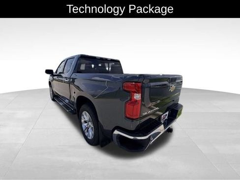 Certified 2022 Chevrolet Silverado 1500 LTZ w/ LTZ Premium Package AWD/4WD image 5