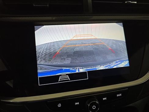 Used 2023 Buick Encore GX Select w/ Experience Buick Package FWD image 24