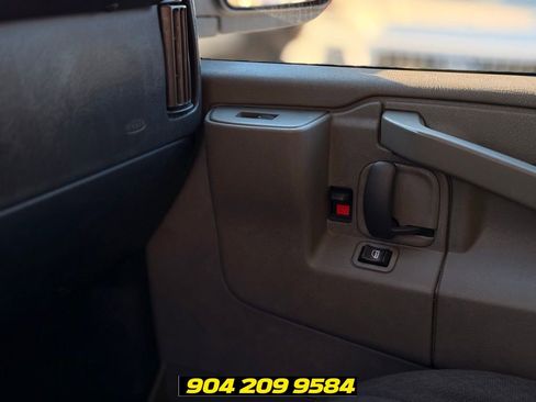 Used 2019 Chevrolet Express 2500 w/ Driver Convenience Package RWD image 18