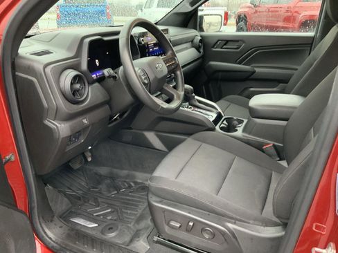 Used 2023 Chevrolet Colorado Trail Boss w/ LPO, Dark Essentials Package image 24