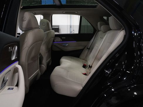 New 2026 Mercedes-Benz GLE 450 4MATIC image 16