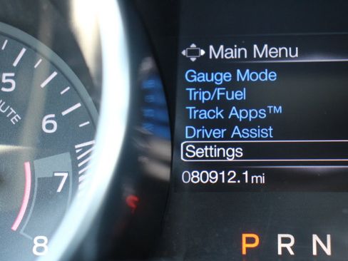 Used 2022 Ford Mustang Premium RWD image 28