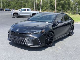 Used 2025 Toyota Camry SE w/ Convenience Package FWD video 1