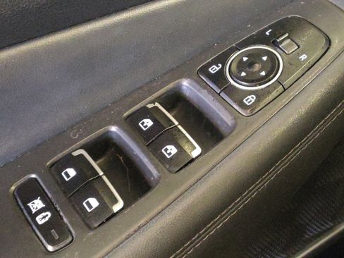 Used 2019 Hyundai Santa Fe FWD image 27