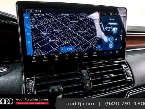 Used 2024 Lincoln Navigator Reserve image 20