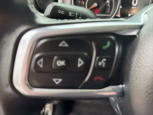 Used 2022 Jeep Wrangler Unlimited Sahara image 21