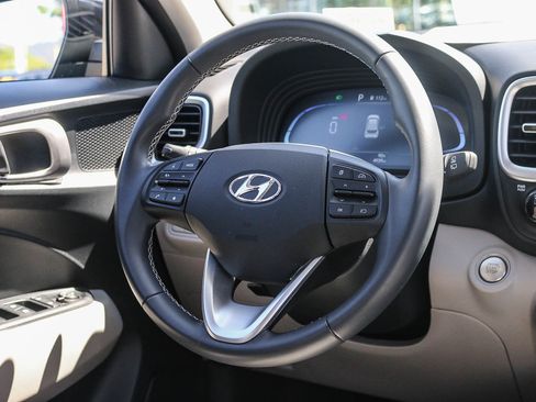 Certified 2024 Hyundai Venue SEL FWD image 19