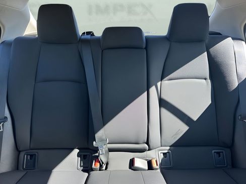 Used 2025 Toyota Corolla LE image 10