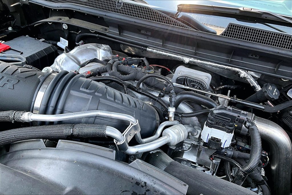 Used 2026 Chevrolet Silverado 2500 ZR2 AWD/4WD image 36