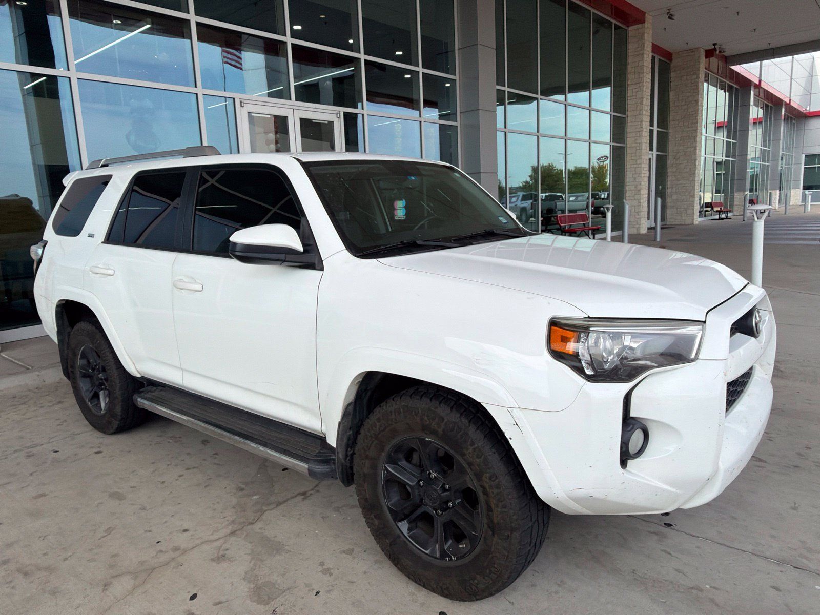 Used 2017 Toyota 4Runner SR5 RWD image 29