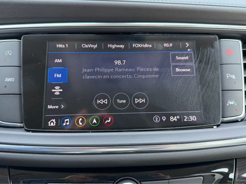 Used 2022 Buick Enclave Premium w/ Surround and Sites Package AWD/4WD image 31