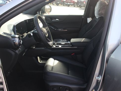 New 2026 Chevrolet Equinox LT image 11