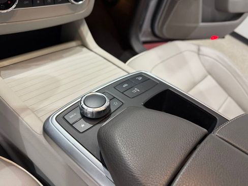 Used 2012 Mercedes-Benz ML 350 ML 350 image 44